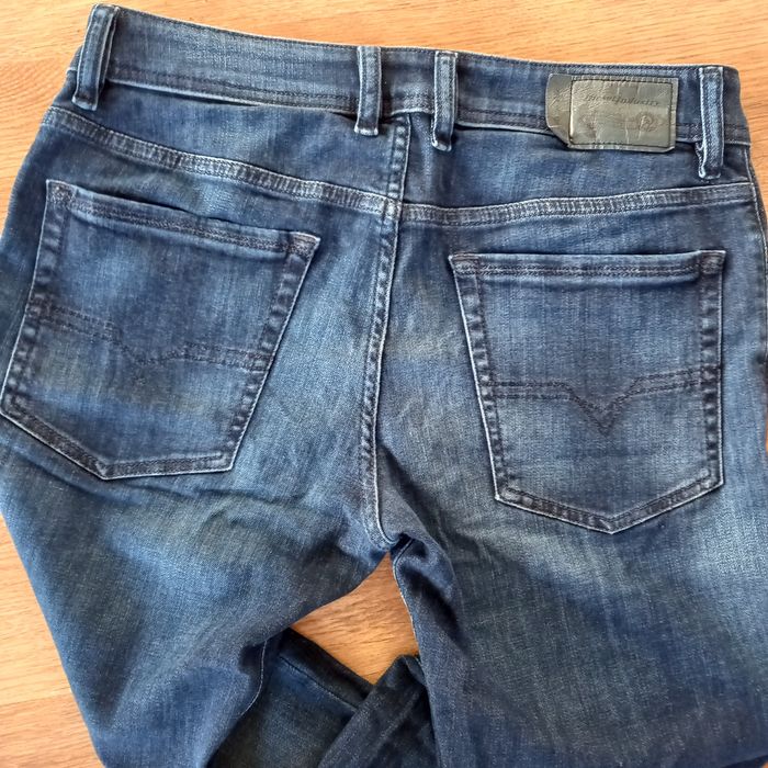 Spodnie jeansowe męskie Diesel 30/32