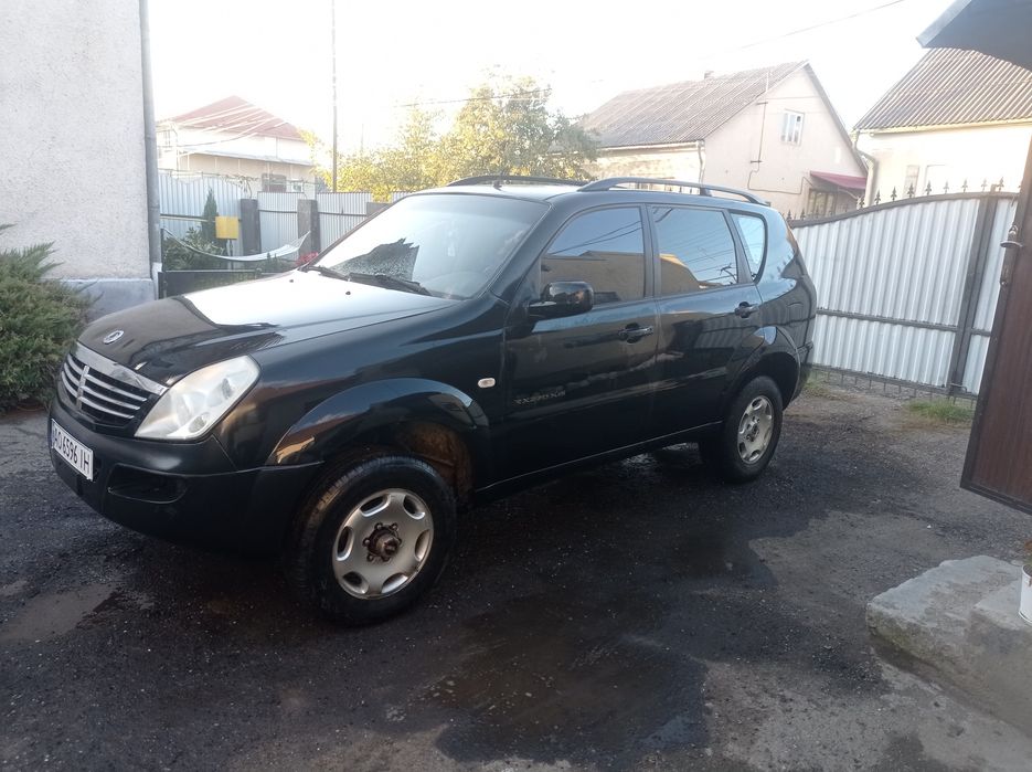 Продам Сангйонг Рекстон 4х4 коробка автомат