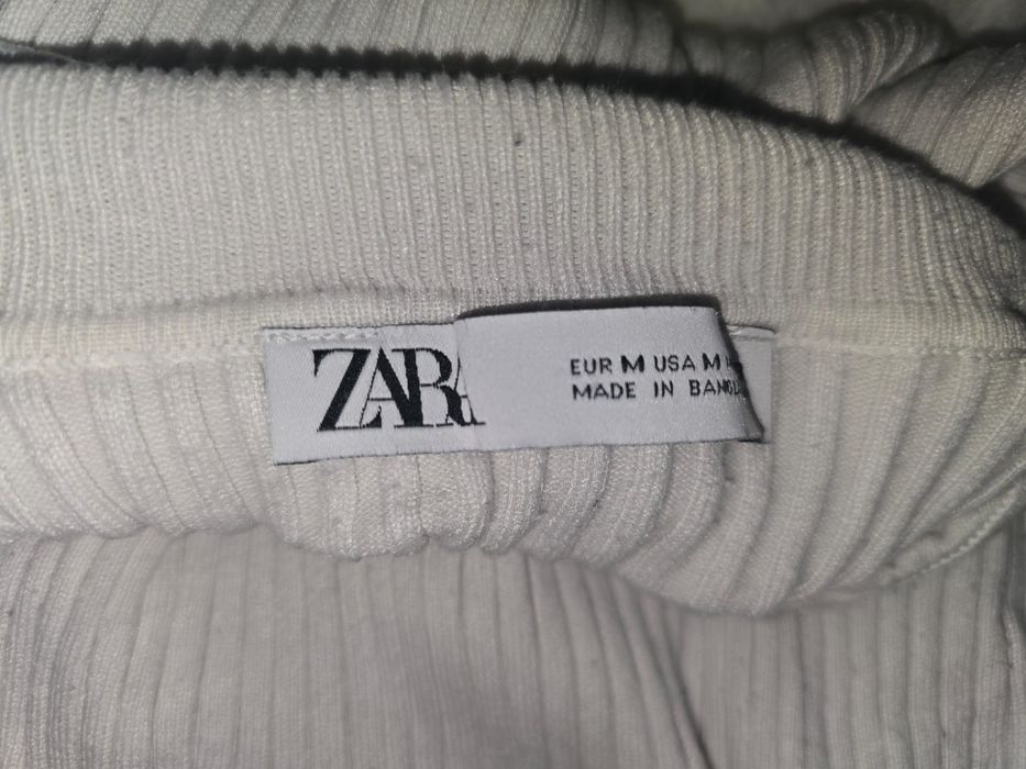 Varias roupas , com pouco uso