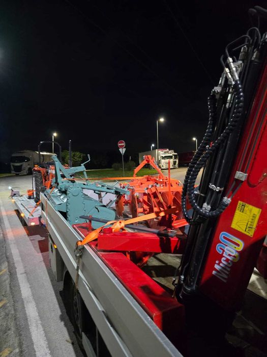 Entregas gratuitas! Tratores e alfaias agrícolas + 300 stock