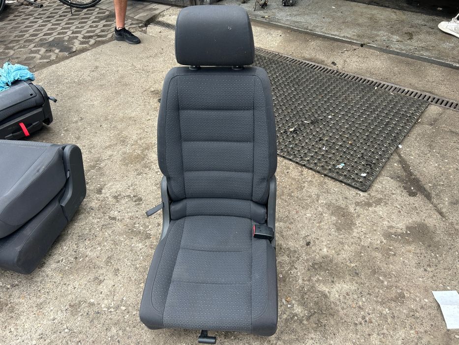 vw touran i fotel tylny prawy