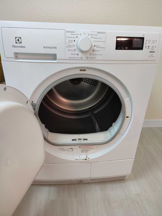 Сушильна машина Electrolux
