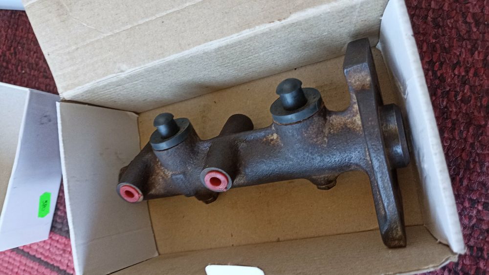 Головний тормозний циліндр ВАЗ 2108