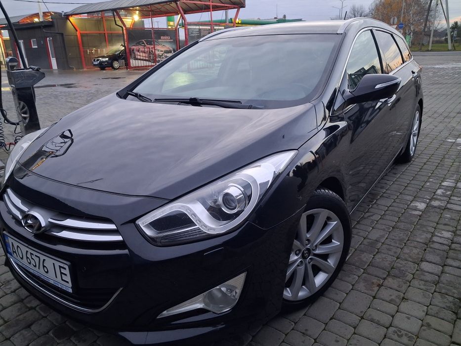 Хюндай  і 40 1,7 crdi 2013 р.в.
