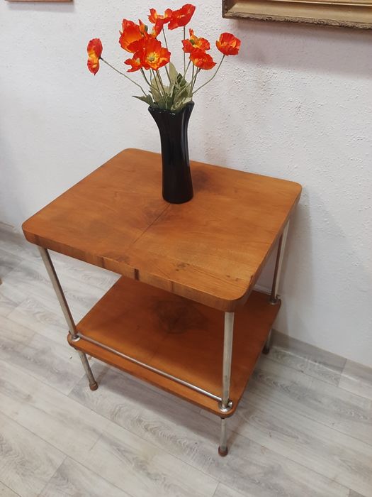 Stolik po renowacji vintage