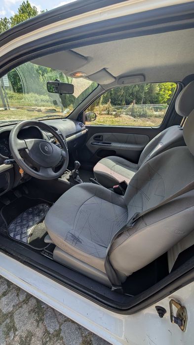 Renault Clio 1.5 dCi Comercial (2002) - Inspeção em dia