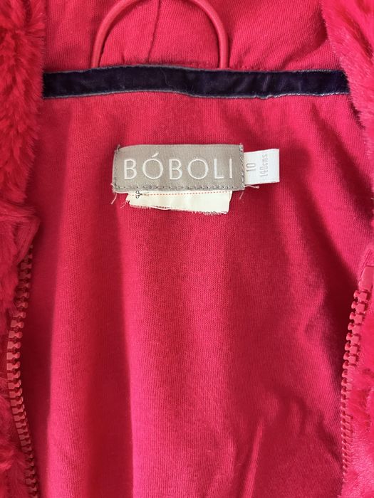 casaco quentinho para menina de 10 anos, da Bóboli. ideal para dias mais frios