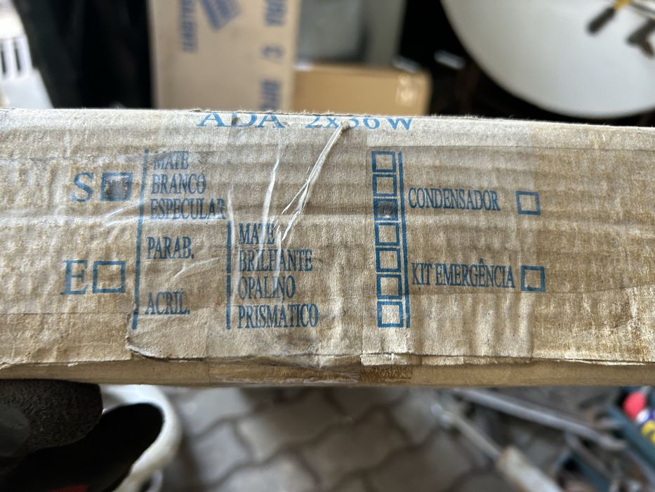 Caxehlaria com quadrdas e retangulares