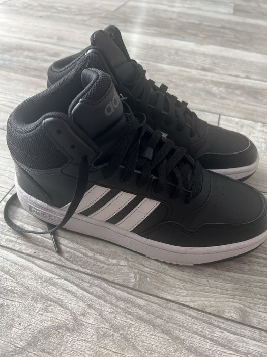 Buty adidas Hoops