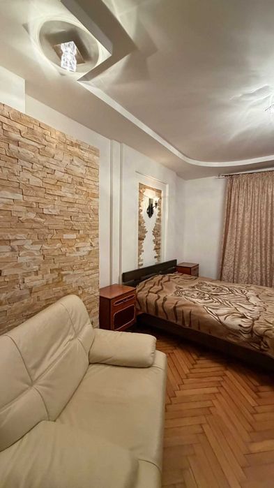 Продаж будинку біля Кременця