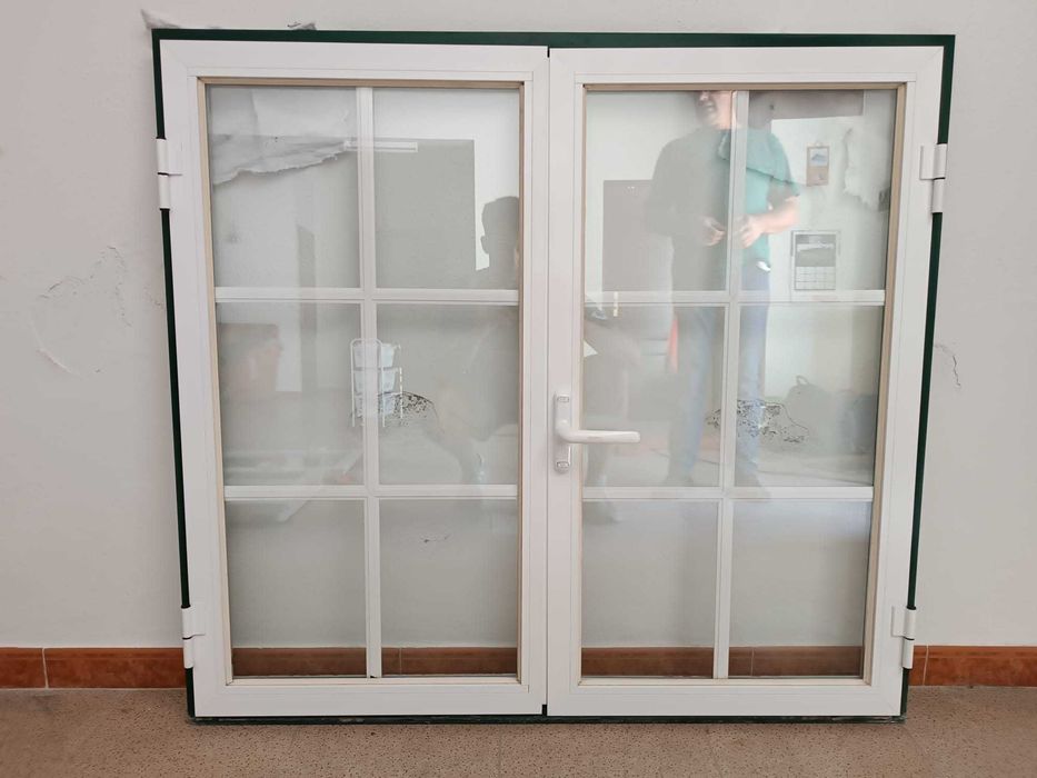 Janela Alumínio branco 1,20x1,10 cm