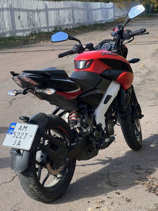 Bajaj pulsar ns200