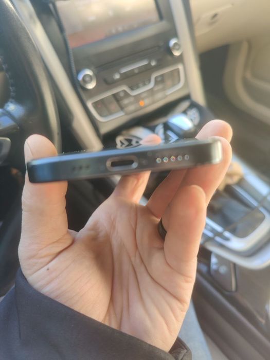 iPhone 15pro 256 e-sim