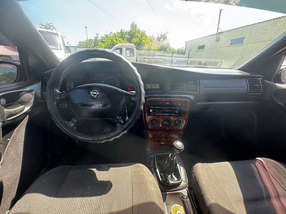Продам Opel Vectra B 1.6л Бензин Механика