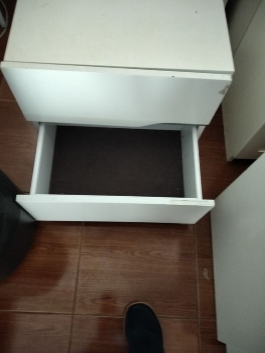 2  mesinhas cabeceira