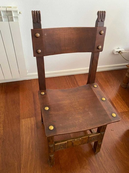 Conjunto de Sala de Jantar | Mesa em Madeira + 6 Cadeiras