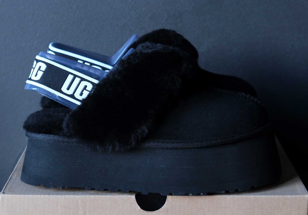 Жіночі капці на платформі UGG Funkette Black