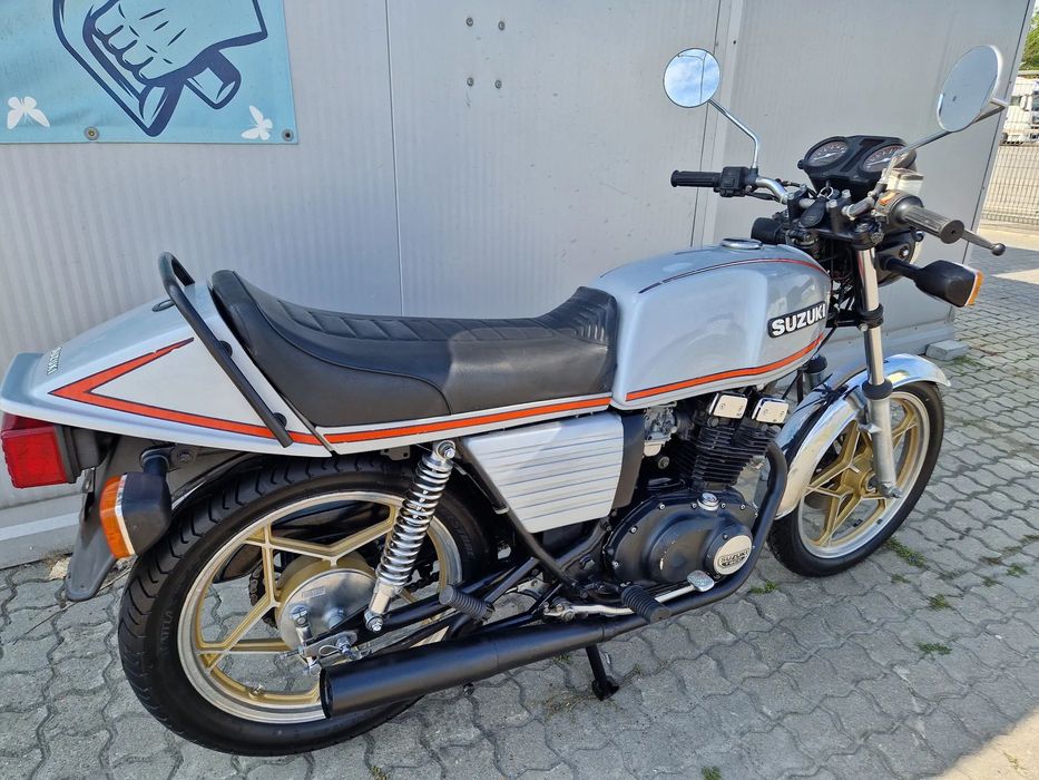 Suzuki