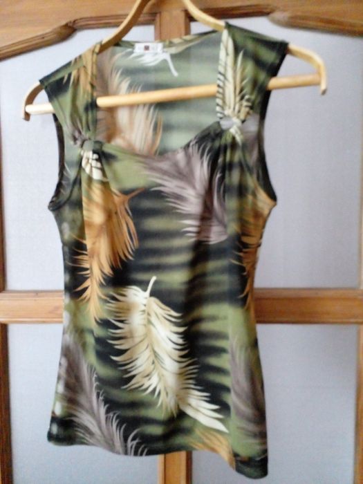 Красивая Майка  - блузка .