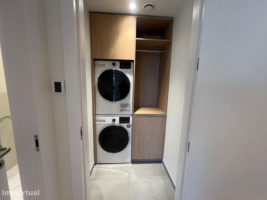 Apartamento T2 com piscina, Cascais