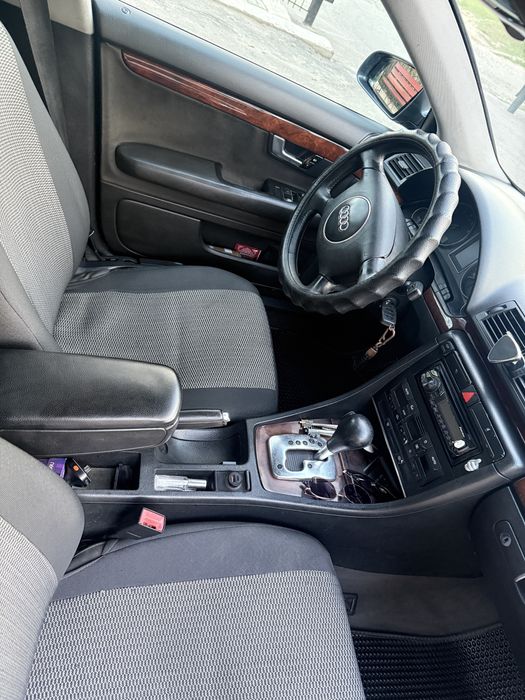 Продаю ауді а4 б6