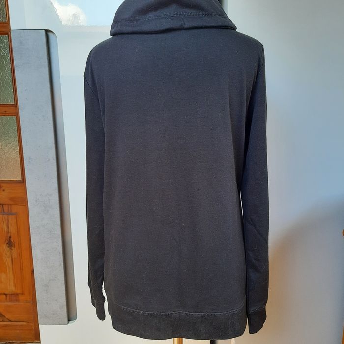 Czarna bluza Jean Pascal z cekinami