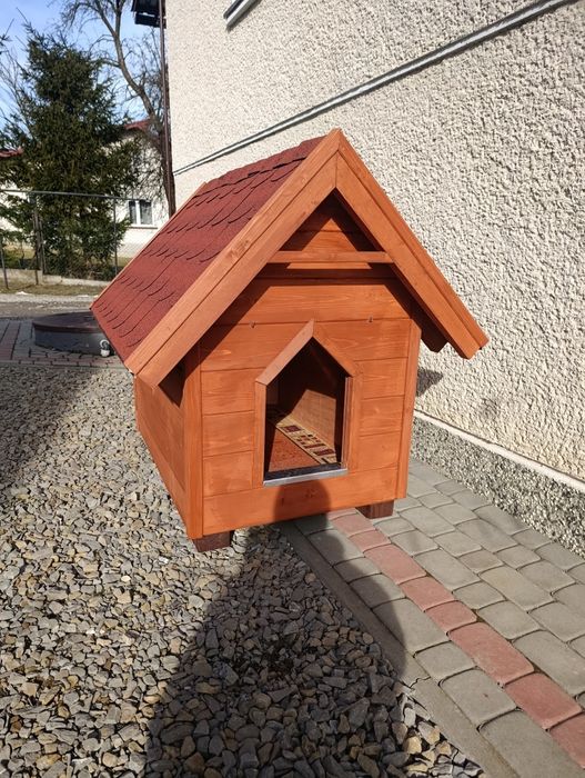 Buda dla psa ocieplana