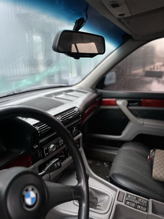 Терміново Bmw 730i 3.0 газ/бензин