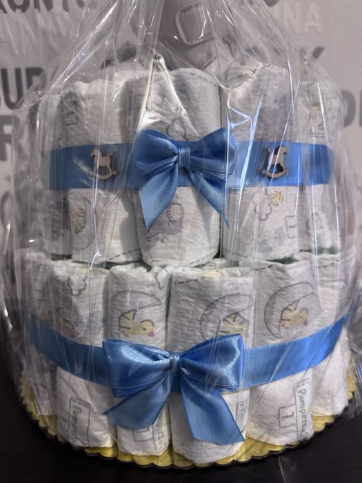 Tort z pieluszek PAMPERS