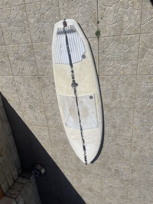 Prancha de surf nothing 5’3 Twin