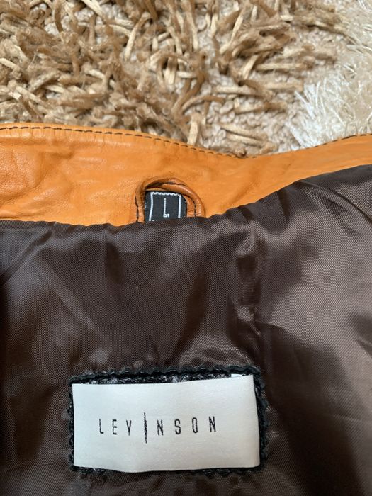 Куртка шкіряна дитяча як нова