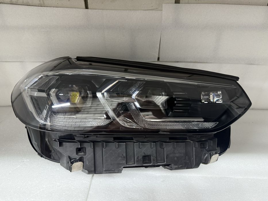 Фары фара фари стопы  ЕВРОПА BMW X3 X4 G01 G02  Full Led Adaptive EU
