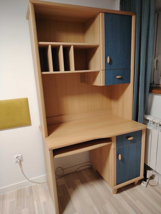 Mebelki biurko z nadstawką i regał
