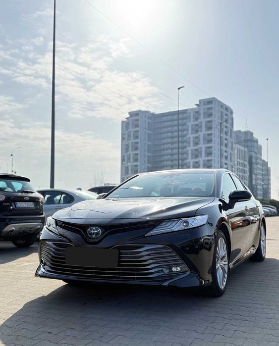 У продажі авто з ЄС Toyota Camry 2.5 Hybrid Prestige CVT  2020 року..