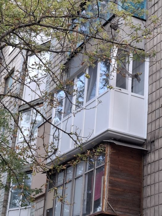 французький балкон розширення винос скління балкона балкон під ключ