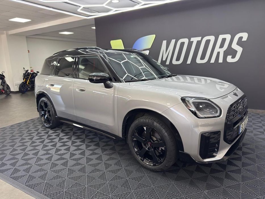 MINI Countryman Cooper SD ALL4 John Cooper Works Auto
