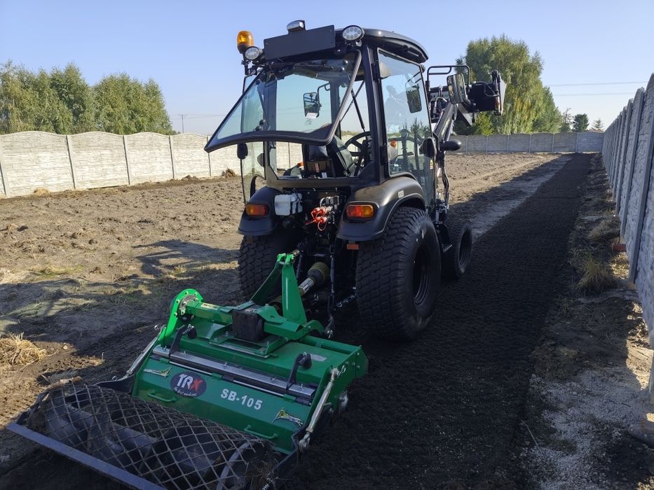 minikoparka wykopy korytowanie fundamenty koparka młot hydrauliczny