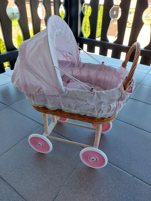 Wózek dla lalek wiklinowy różowy
