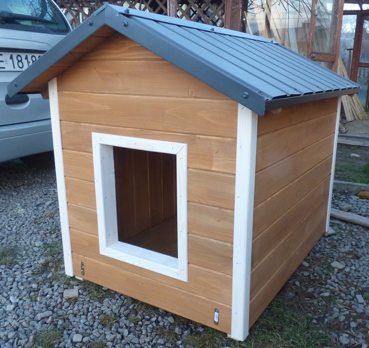 Buda dla psa drewniana