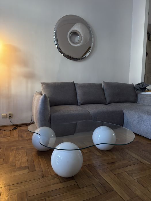 Stolik Picco the Finder biale kule szklo hartowane design polski