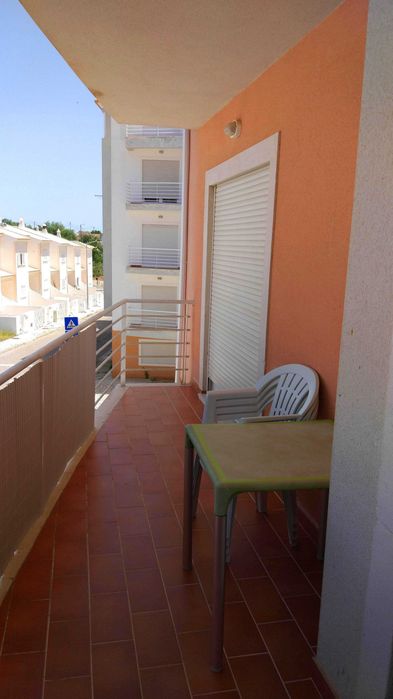 Apartamento T1 com piscina para férias