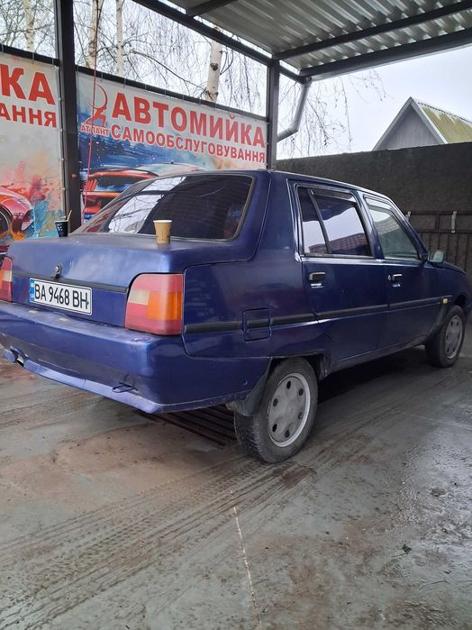 Продам авто Славута в гарному стани