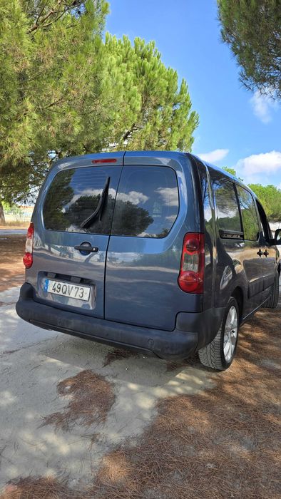 Peugeot Partner 5 lugares versão  longa