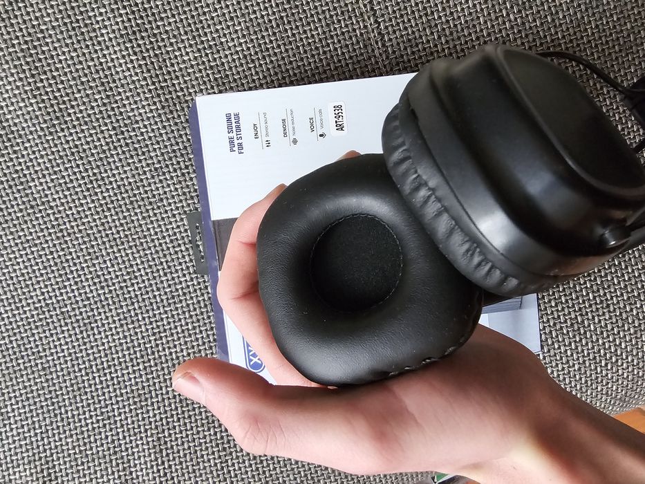 Навушники безпровідні