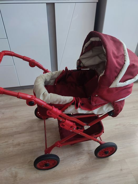 Wózek dla lalek.
