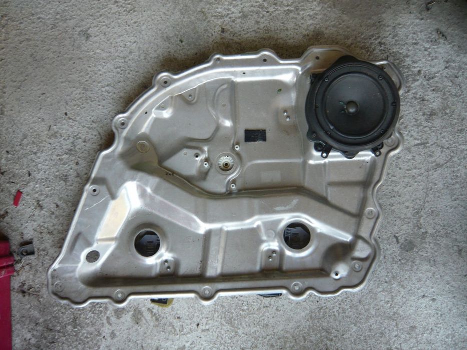 podnośnik szyby prawy tył 4e0839850 audi a8 d3