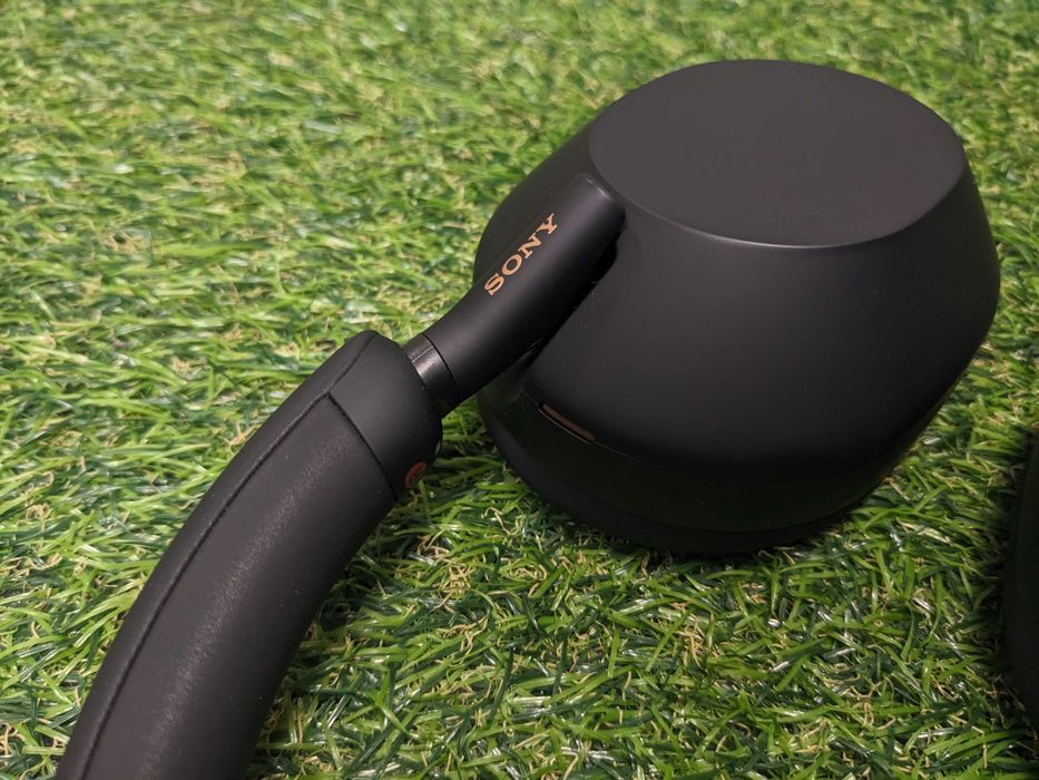 НОВІ навушники SONY WH-1000XM5 Black. Оригінал з США