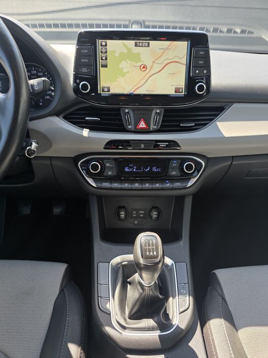 Hyundai i30 SW 1.6 CRDi Style+Navi Full Extras