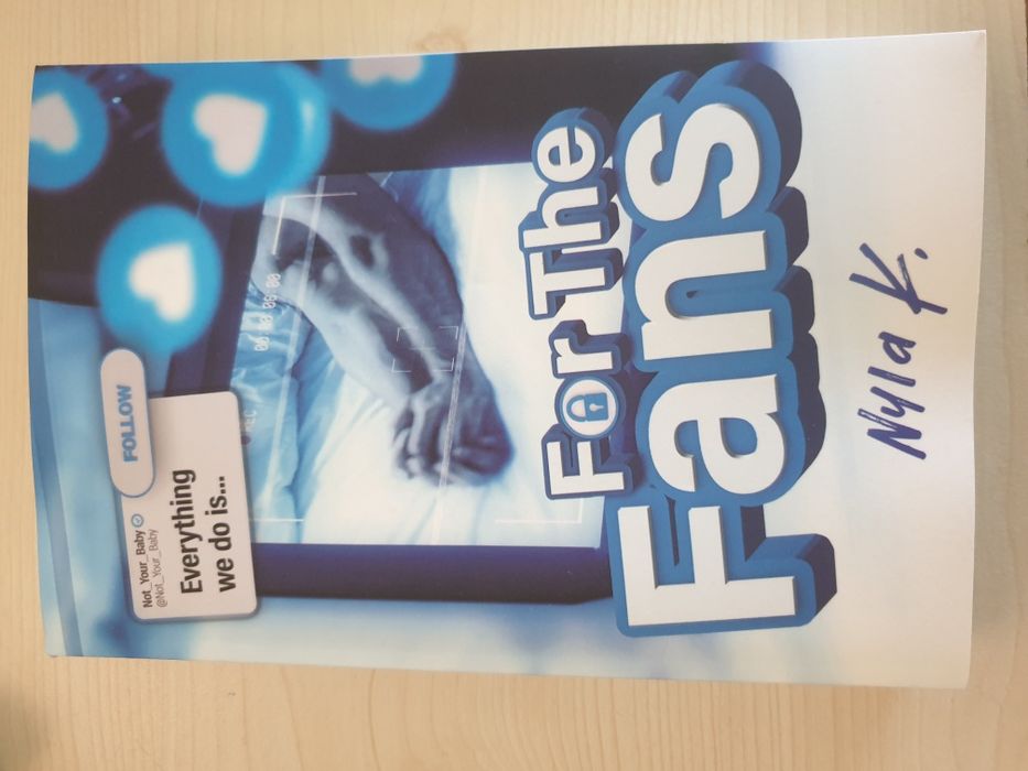 Livro Novo Romance Limitado For the Fans Nyla K