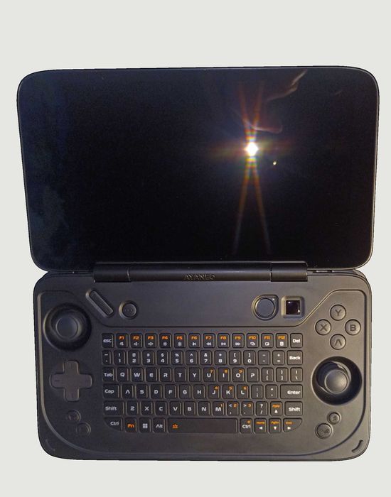 Konsola Windows 11 Ayaneo Flip KB Ryzen 7 7840U 16GB/512GB